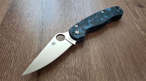 Spyderco Paramilitary Arctic Storm Fat Carbon Cpm