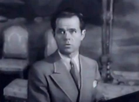 Pictures of Elisha Cook Jr.