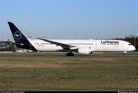 D ABPD Lufthansa Boeing 787 9 Dreamliner Photo By Michael Stappen ID