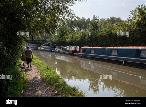 Oxford Canal Banbury Stock Photo - Alamy