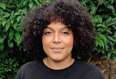 Heather Marks receives the Spike Island Digital Commission for South