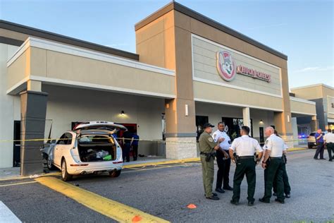 Shots fired in Florida Chuck E. Cheese parking lot during altercation