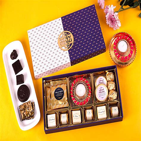 Buy Send Diwali Indulgence Hamper Online Fnp