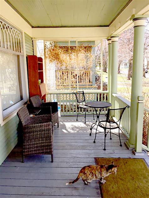 20 Before And After Porch Makeovers You Need To See