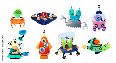 Aliens with spacecraft. Cartoon cosmic invader creatures flying on ...