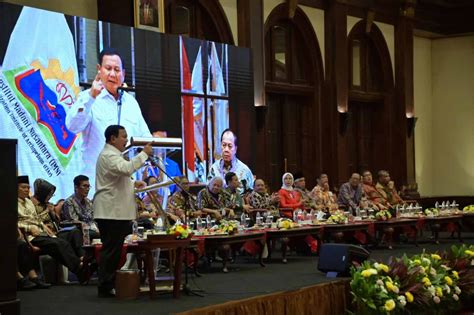 Jadi Pembicara Utama Di Seminar Nasional Kebangsaan Institut Madani