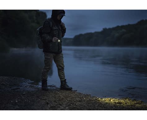 Everyday Carry & Pocket Flashlight Prime C1 Pro Magnet USB Warm ...