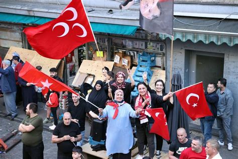 Erdogan supporters celebrate in Brussels after Turkiye’s presidential ...