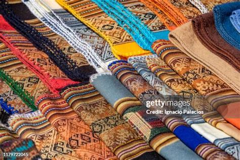 Bolivian Textiles Photos and Premium High Res Pictures - Getty Images