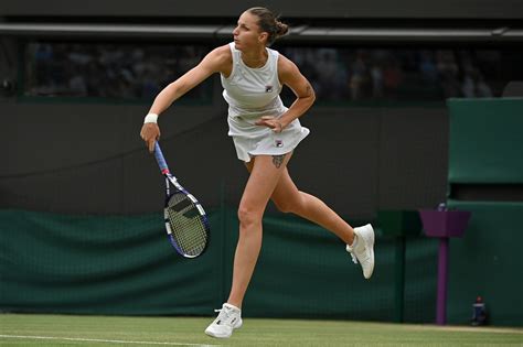 Karolina Pliskova Show La Ceca Stende Aryna Sabalenka E Vola In Finale