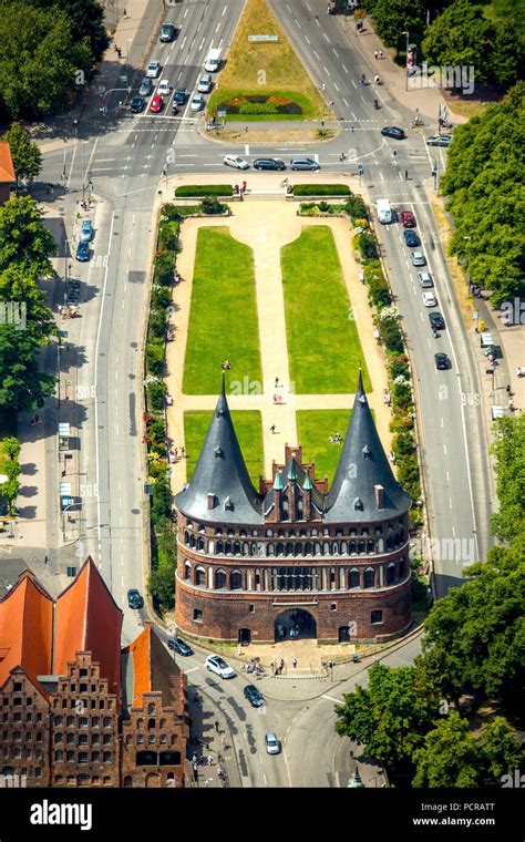 Holstentor Holsten Gate Late Gothic City Gate Landmark Of L Beck