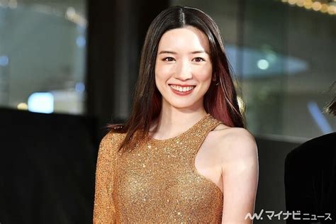 【画像】永野芽郁、美スタイル際立つタイトなドレスで魅了 東京国際映画祭に登場 ライブドアニュース