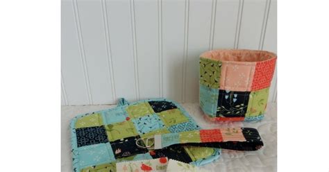 15 Mini Charm Pack Projects A Quilting Life A Quilt Blog