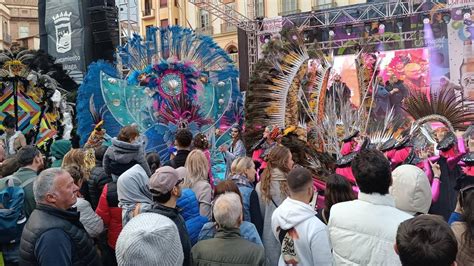 Los Chubascos No Empa An La Fiesta En La Calle Del Carnaval De M Laga