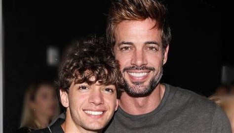 William Levy un papá orgulloso las fotos de su hijo Christopher que