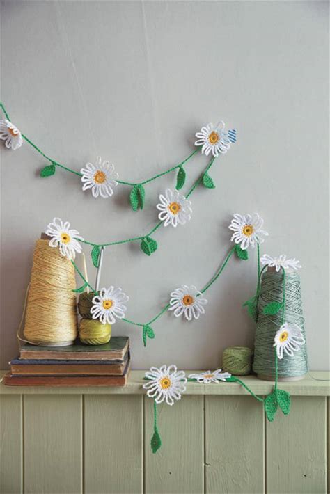 52 Handmade Crochet Garland Free Pattern