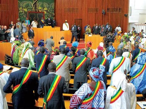 Nouvelle Assemblée Lappel du du Président Diomaye au gouvernement