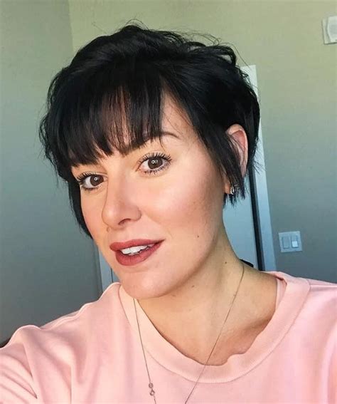 36 Exquisite Pixie Cuts To Try With Bangs Hairstyle Camp