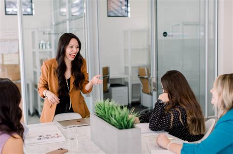 reasons  start  internship program   business