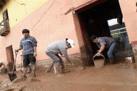 Puno Lluvias Intensas Dejan Viviendas Da Adas Y Colapsadas En Ato