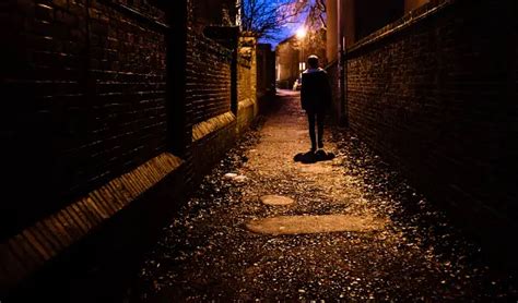 999+ Dark Alleyway Pictures | Download Free Images on Unsplash