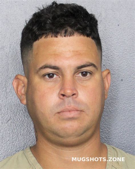 BENITEZ GONZALEZ JONATHAN 05 13 2024 Broward County Mugshots Zone