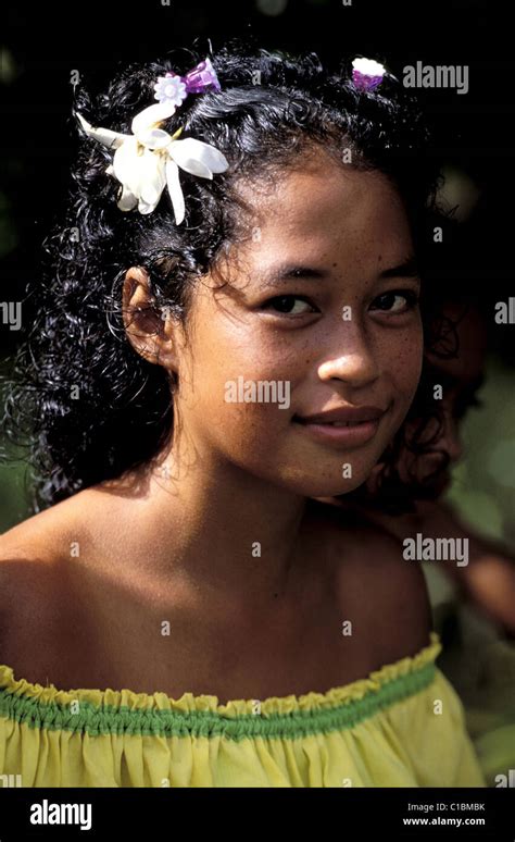 Portrait Polynesian Woman Tahiti French Stockfotos Und Bilder Kaufen