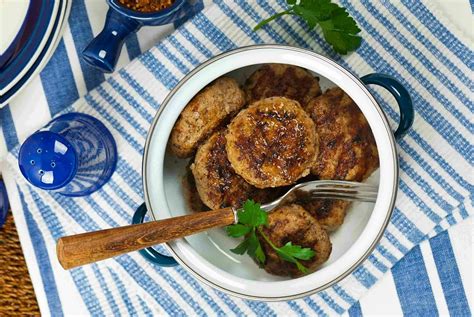 Easy Breakfast Sausage - Hey Recipe