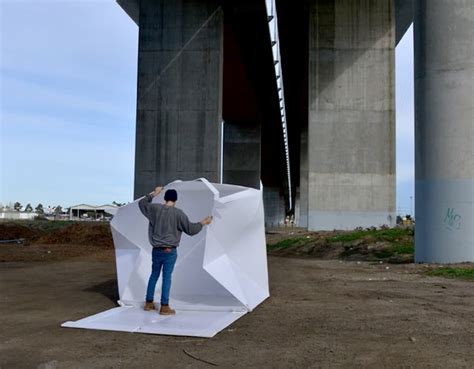 Collapsible Compact Shelter Pops Up In Under Two Minutes