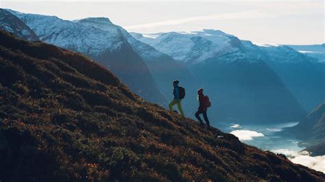 Hiking Trails at Mt. Hoven (1011 m.) | Loen Skylift