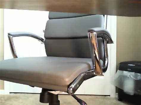 Under Desk Voyeur Spy On Mature Masturbating