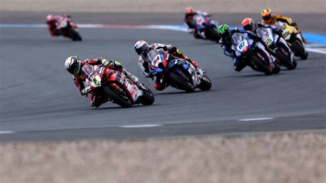 Superbike Cambia In Corsa Il Calendario Del Mondiale