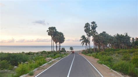 Kerennya Jalan Baru Yang Dibangun Di Pulau Pulau Terluar