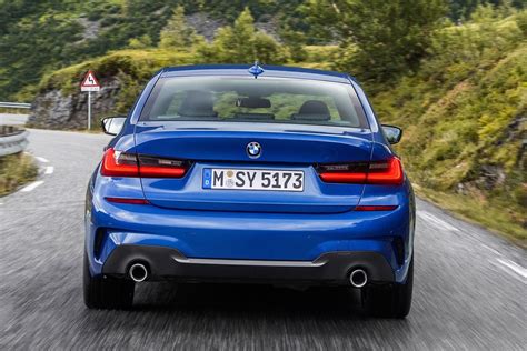 BMW 330e prijs en specificaties - AutoWeek