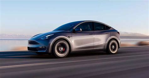 Tesla Model Y признали самым безопасным автомобилем среди когда-либо ...