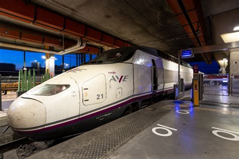 Les TGV espagnols vont prolonger leur service pour relier Paris à