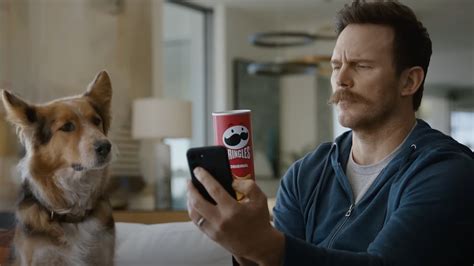 The Pringles Cashier Is The Only Funny One In Chris Pratt's Super Bowl ...