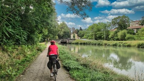 Le Canal De La Garonne De Bordeaux à Toulouse Grand Angle