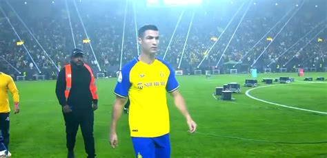 Videos Presentación De Cristiano Ronaldo Con El Al Nassr Tengo Un Contrato único Porque Soy