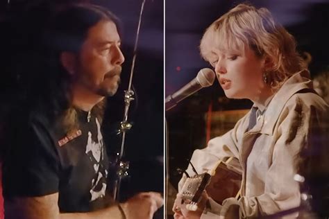 Dave Grohl's Daughter Violet Joins Dad to Sing on Stage: Watch