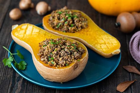 Butternut Farcie Au Boeuf Boulgour Et Champignons Amandine Cooking