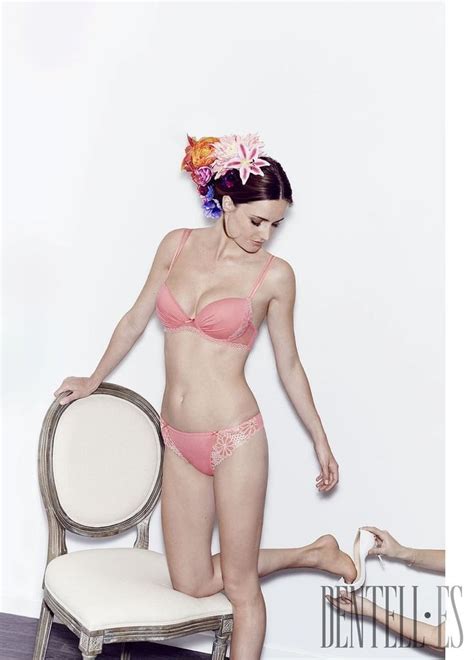 9 Hot Sexy Maria Gregersen Bikini Pics