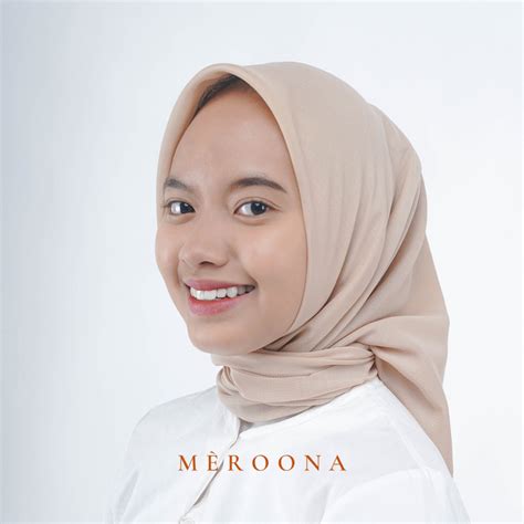 Jual Nude Cyra Series Meroona Hijab Paris Premium Segiempat Shopee Indonesia