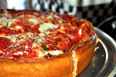 Dining In The 239 Old Chicago Pizzeria Is Deep Dish Delish Photos