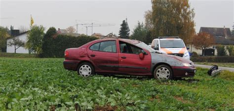 Neunkirch SH Auto überschlägt sich bei Selbstunfall TOP ONLINE