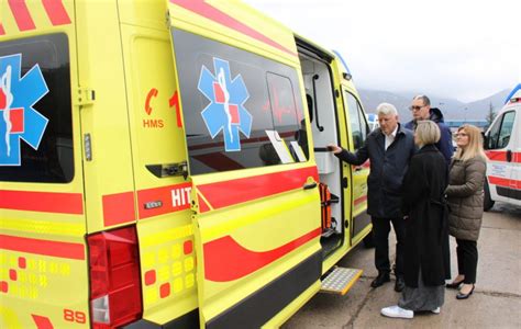 Nabavljeno šesnaest novih vozila Zavoda za hitnu medicinu PGŽ