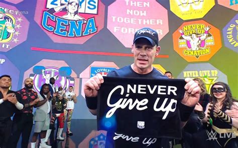 John Cena Tuvo Un Espectacular Festejo En Monday Night Raw Mediotiempo