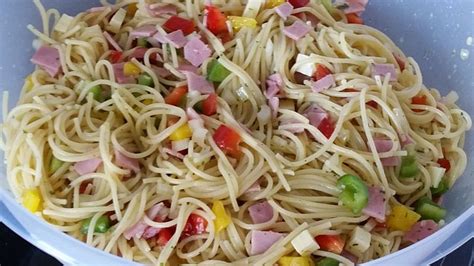 Spaghettisalat Mit Paprika Von Kristinhoyer Chefkoch De