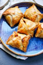 Kerala Bakery Style Egg Puffs - Cooking Curries