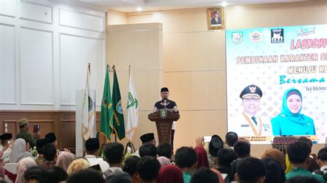 Rohidin Mersyah Tekankan Peran Guru Sebagai Role Model Pendidikan Karakter Siswa Golkarpedia